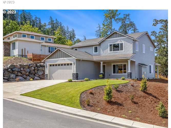 2771 Cascara DR Eugene, OR 97403