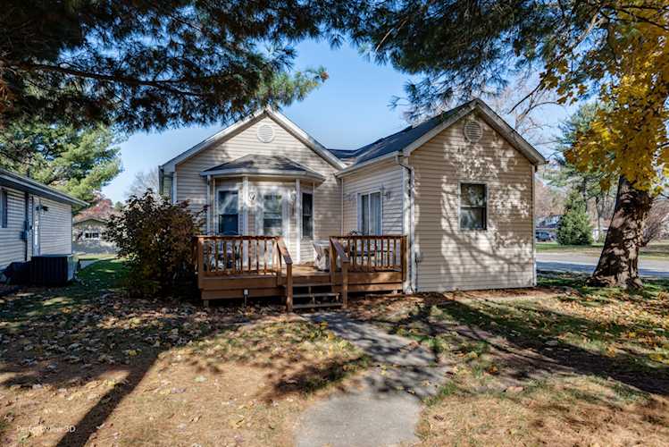 190 E 1st St Coal City, IL 60416