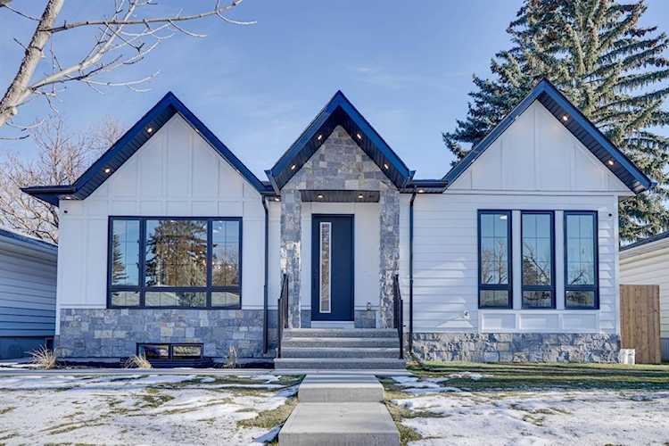 1508 20A St NW Calgary, AB T2N 2L5