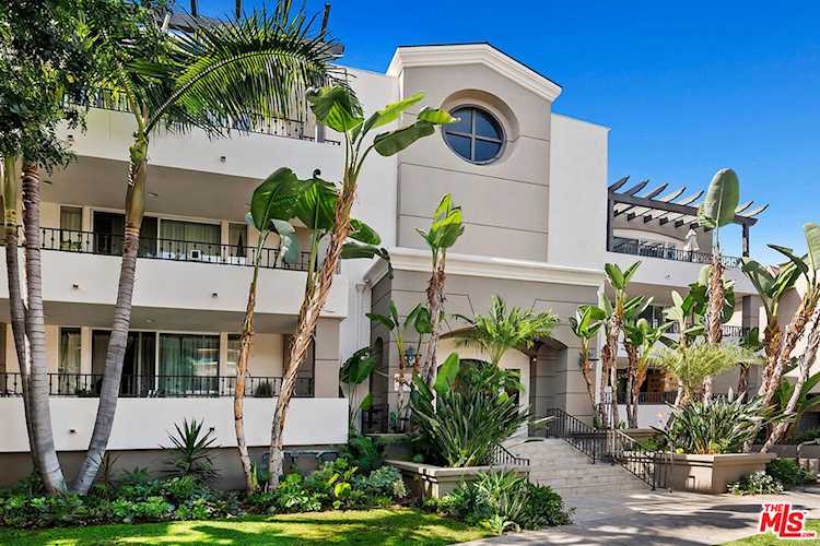 4637 Willis Ave #203 Sherman Oaks, CA 91403