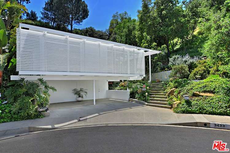 3433 Shernoll Place Sherman Oaks, CA 91403