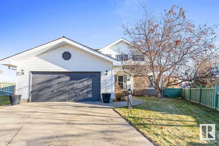 634 Wotherspoon Close Edmonton, AB T6M 2K2
