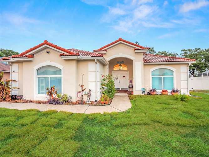 809 Tuscanny St Brandon, FL 33511