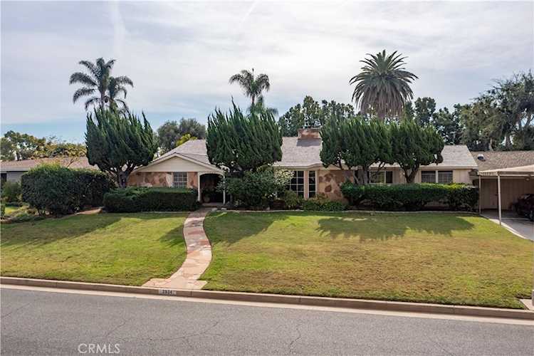 3934 Ann Arbor Rd Lakewood, CA 90712