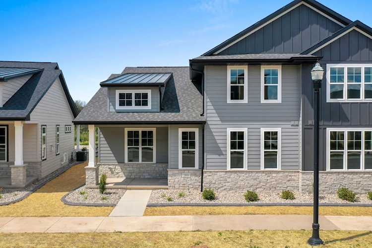 2816 Elm Tree Hill Howard, Village of Howard, WI 54313