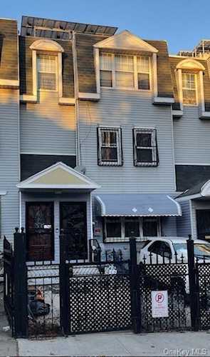 969 E 179th St Bronx, NY 10460