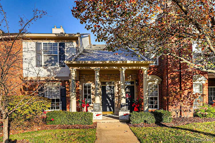 3593 Tremonte Circle Rochester, MI 48306