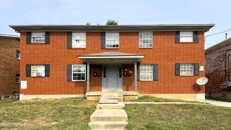1707 Liberty Bell Way Louisville, KY 40215