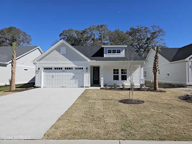 2070 Greenside Manor Dr Ocean Isle Beach, NC 28469