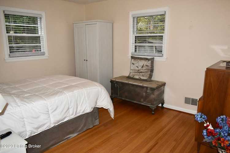 1610 Sutherland Dr Louisville, KY 40205 MLS 1648142