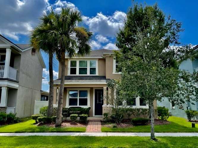8554 Tallfield Ave Orlando, FL 32832