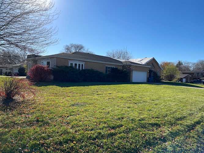 750 S Center St Bensenville, IL 60106