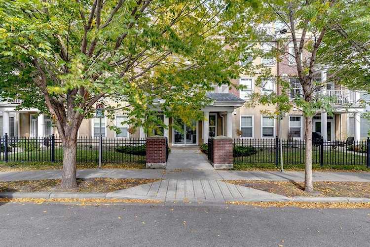 3651 Marda Link SW #304 Calgary, AB T2T 6j7
