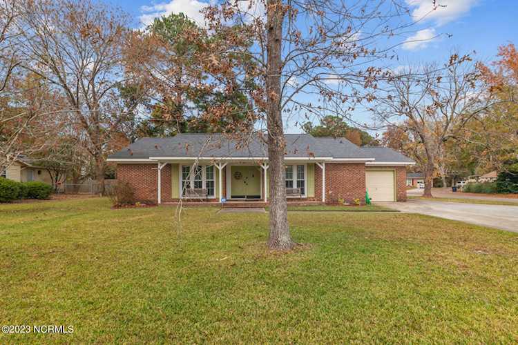 300 Quality Ln Jacksonville, NC 28540