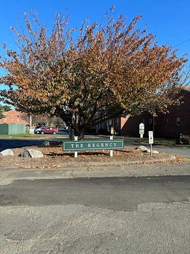 39 Regency Park Dr #39 Agawam, MA 01001