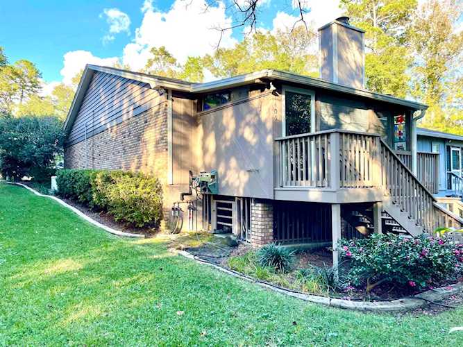 1405 Sturbridge Place Tallahassee, FL 32308