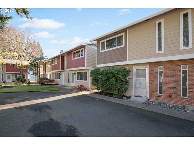 1321 N Garrison RD Vancouver, WA 98664