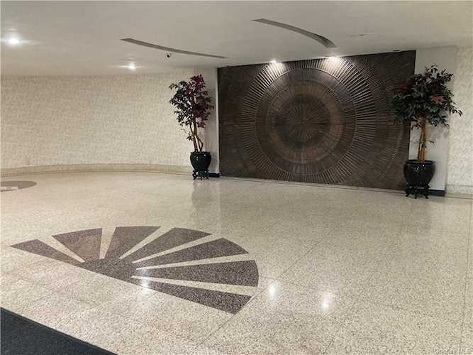 610 Waring Ave #3J Bronx, NY 10467
