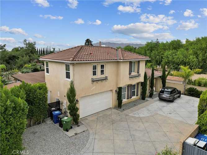 13447 Glenwood Dr Sylmar, CA 91342
