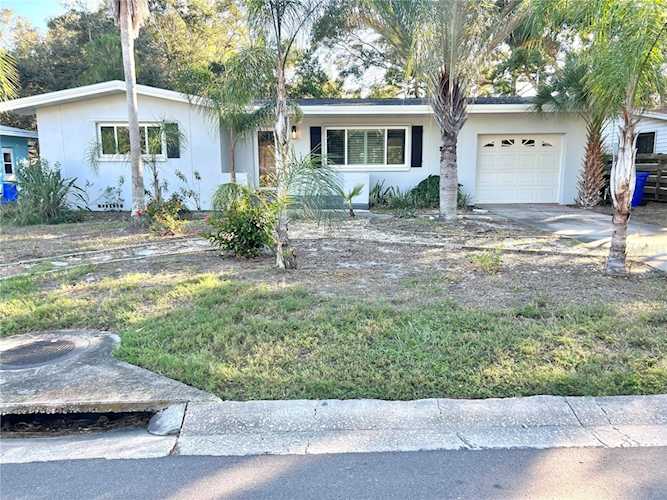 1079 Idlewild Dr S Dunedin, FL 34698