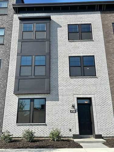 879 B Woodlawn Avenue Saint Paul, MN 55116