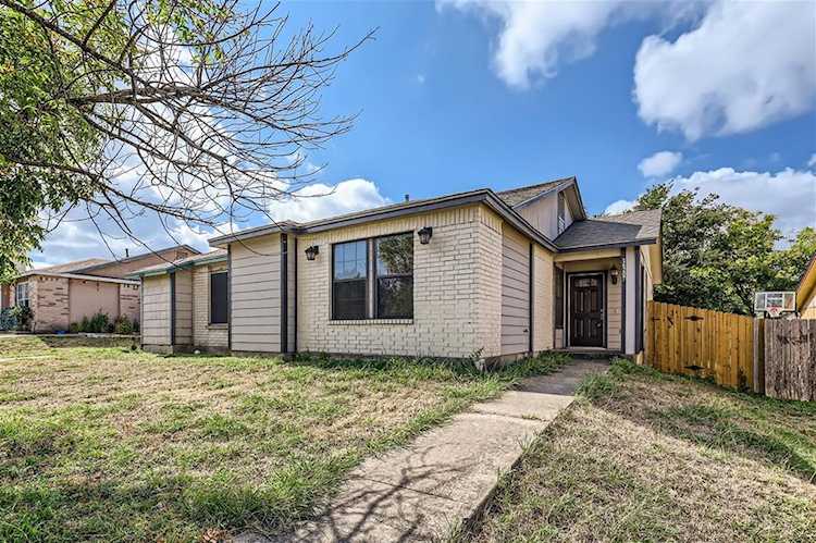 16207 Edgemere DR Pflugerville, TX 78660