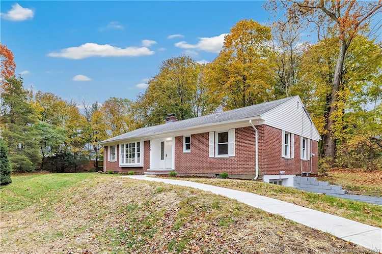 210 Wilson Rd Orange, CT 06477