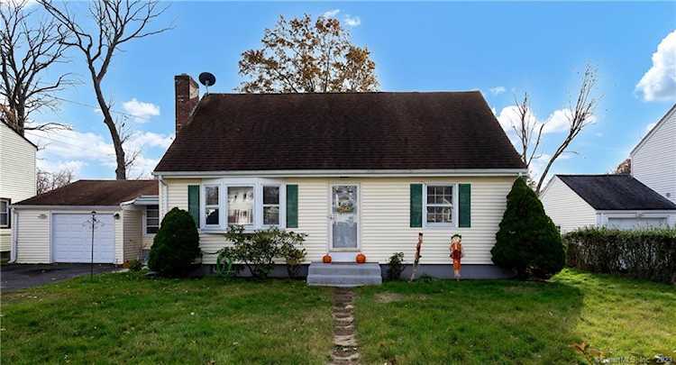 129 Edgemont Ave West Hartford, CT 06110