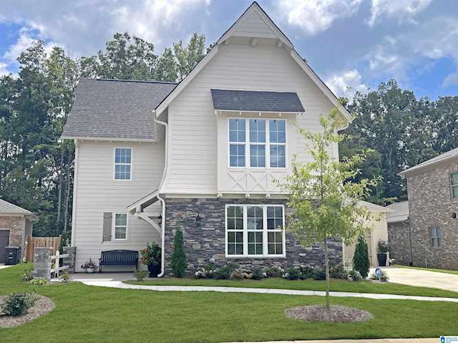 6117 English Village Lane Birmingham, AL 35242