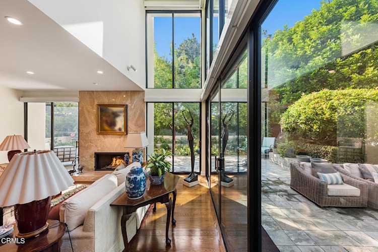 300 Orange Grove Blvd #1 Pasadena, CA 91105