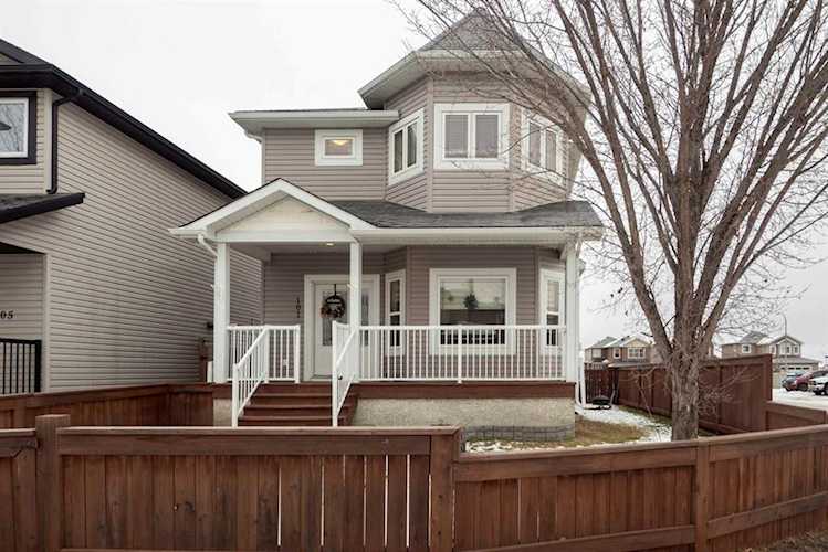 101 Crabapple Way Fort McMurray, AB T9K 0