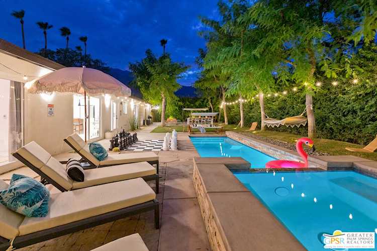 722 E Chuckwalla Rd Palm Springs, CA 92262