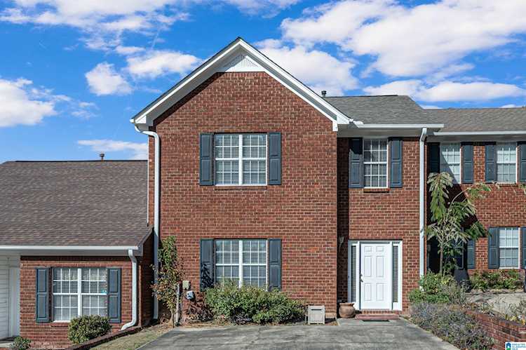 703 Treymoor Lake Circle Alabaster, AL 35007