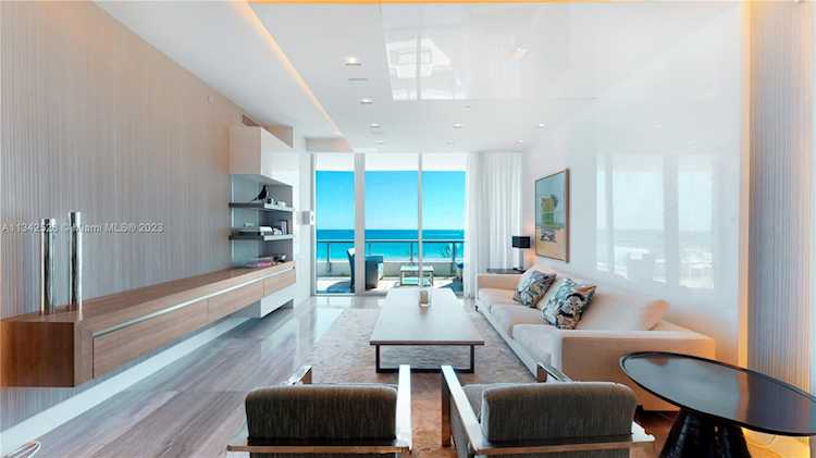 6799 Collins Ave #405 Miami Beach, FL 33141