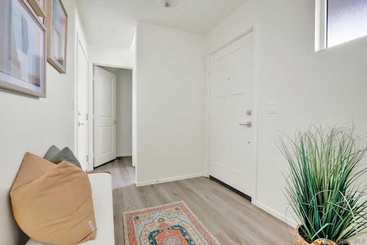 8158 Golden Avenue Lemon Grove, CA 91945