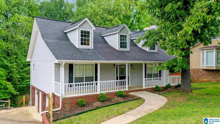 5708 Garden Wood Drive Gardendale, AL 35071