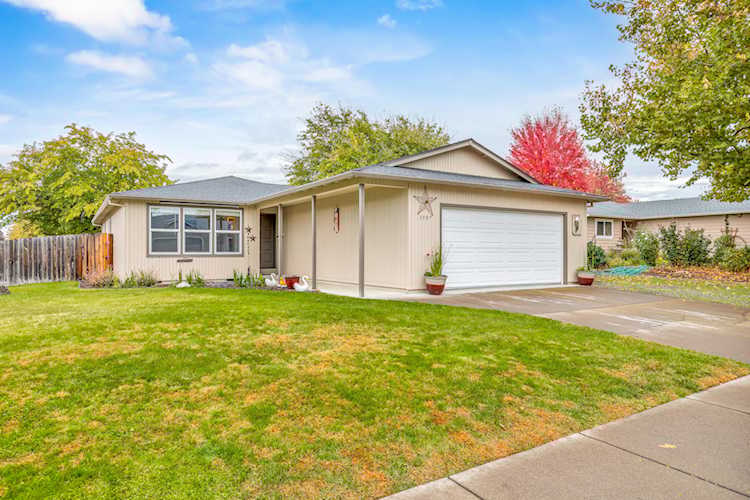 1907 Patrick St Medford, OR 97504