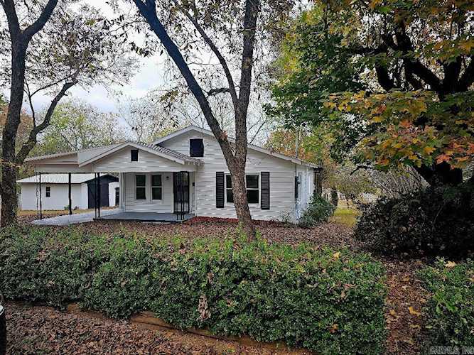 1628 E Highland Malvern, AR 72104