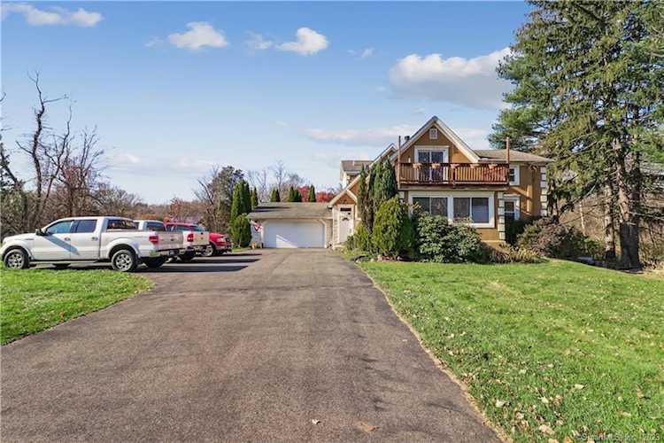 192 Pratt St Southington, CT 06489