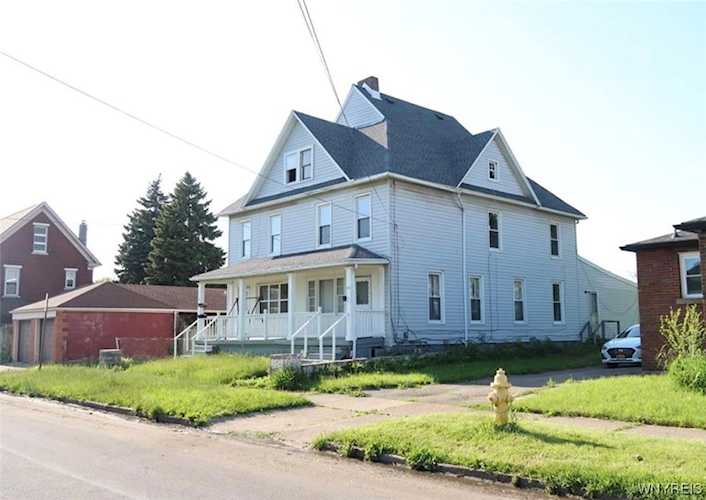2420 Mackenna Ave Niagara Falls, NY 14303