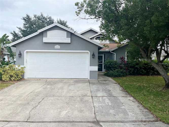 405 Saint Anns Dr Winter Haven, FL 33884