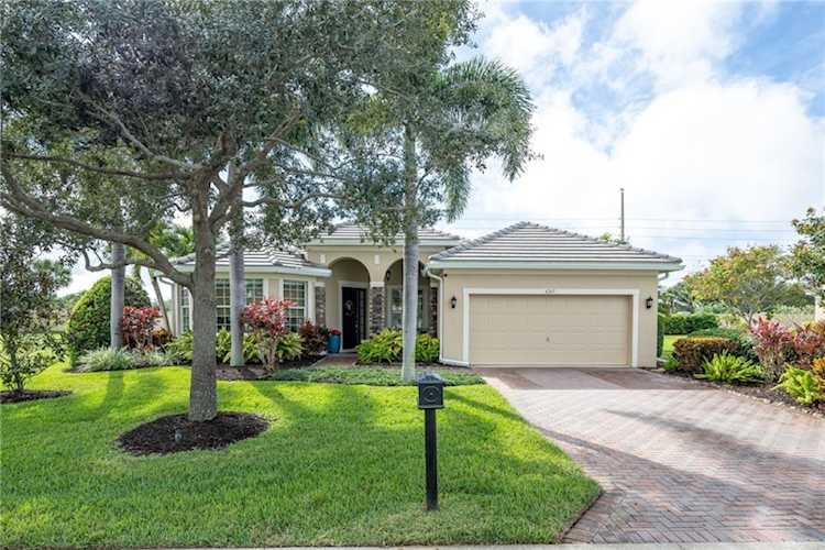 4265 Diamond Square Vero Beach, FL 32967