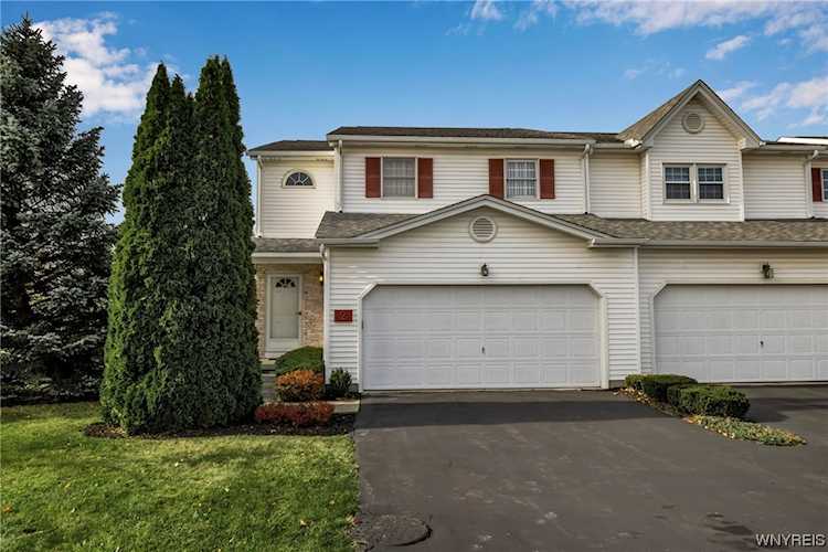 2 Foxwood Depew, NY 14043