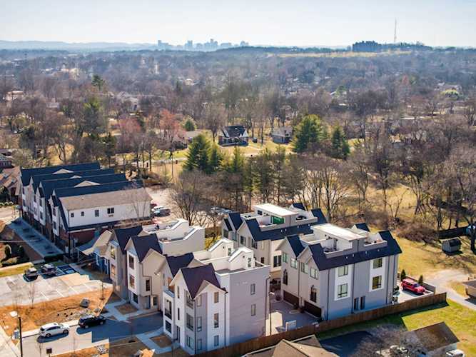 4309 Gallatin Pike #B Nashville, TN 37216