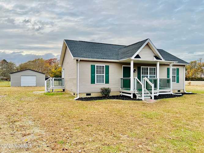 4343 Barrett Rd Farmville, NC 27828
