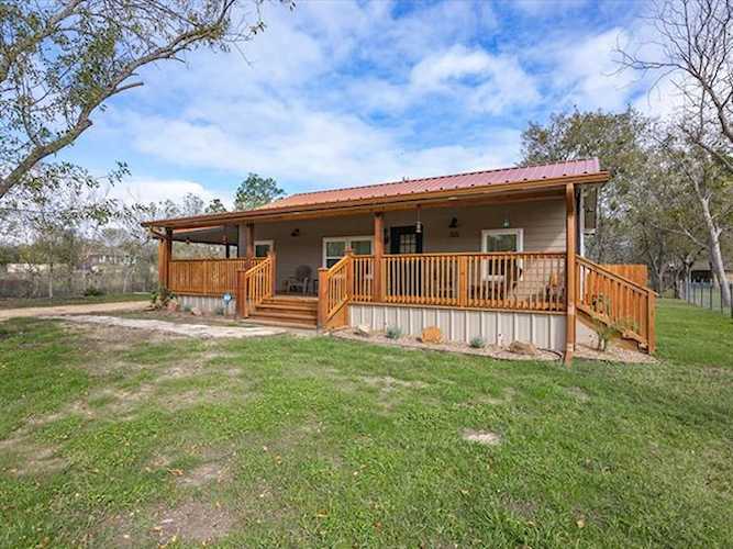 708 Atkinson Street Blooming Grove, TX 76626