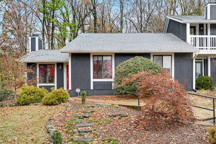 401 Sunvalley W Nashville, TN 37221