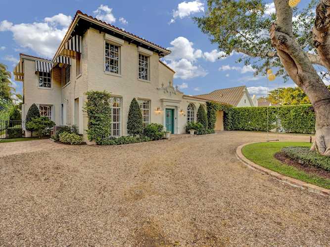 1616 N Swinton Avenue Delray Beach, FL 33444