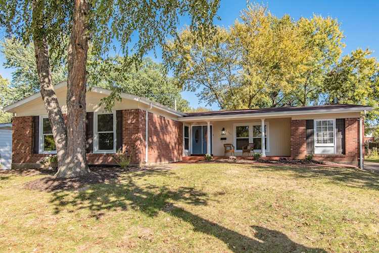 2460 Derhake Rd Florissant, MO 63033