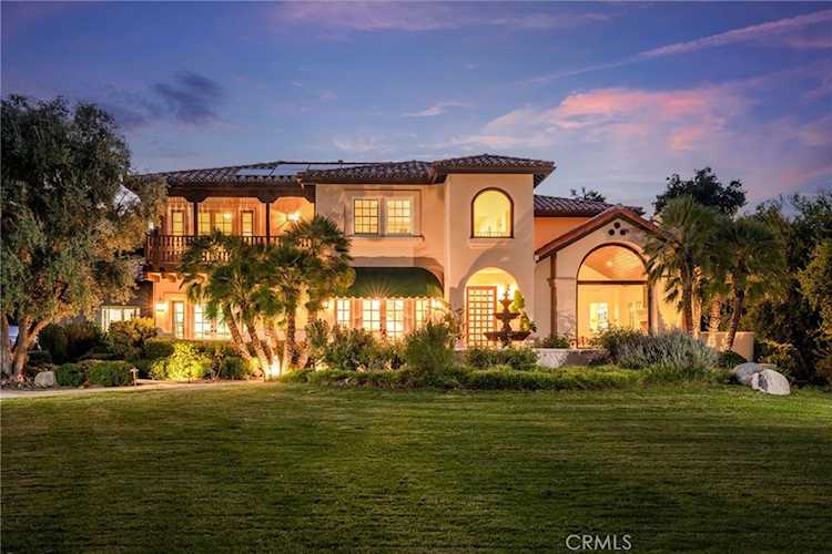 26721 Macmillan Ranch Rd Canyon Country, CA 91387